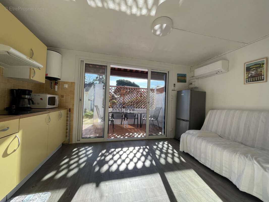 Appartement à BORMES-LES-MIMOSAS