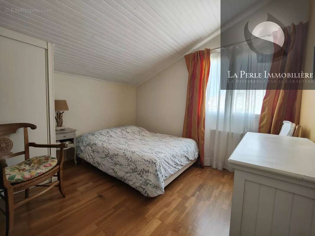 Maison à BRUGUIERES