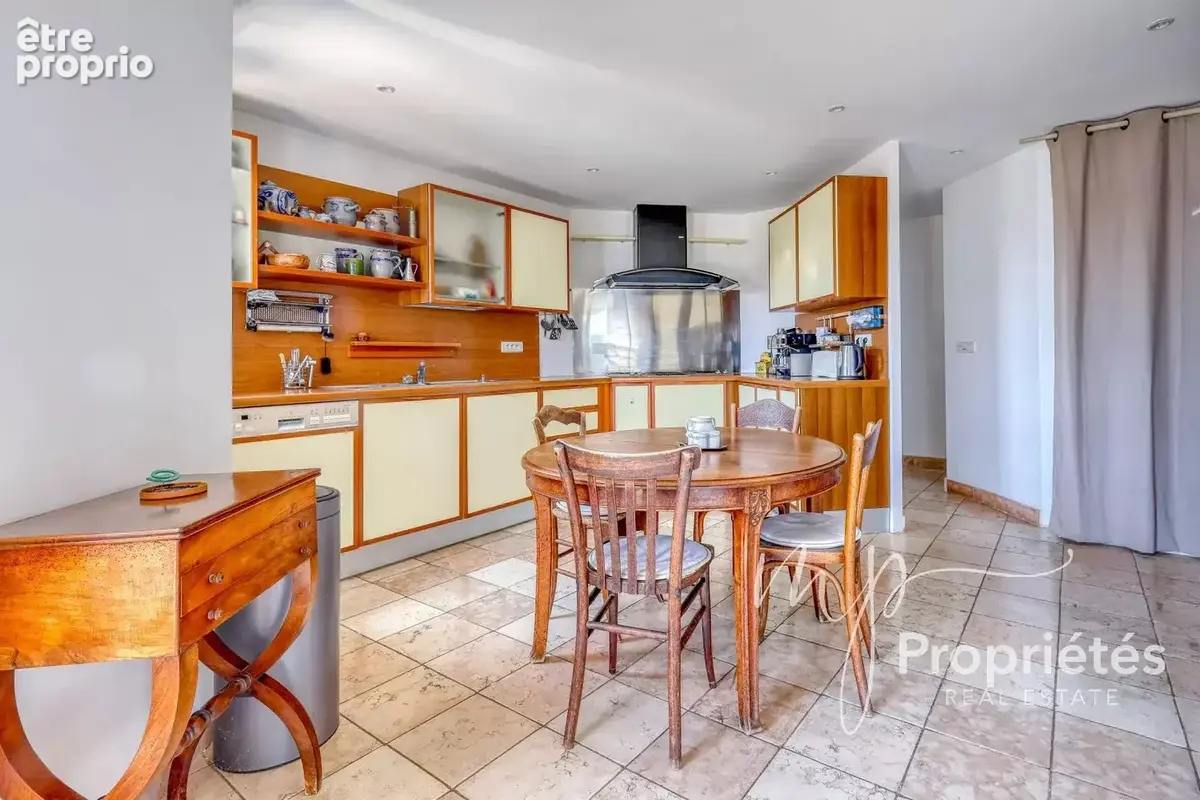 A VENDRE Maison  Rayol Canadel sur Mer. Propriété 300m² vue mer piscine proche plage - photo 11