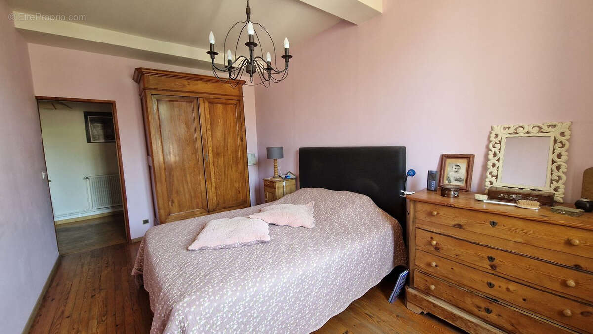 Maison à SAINT-MACAIRE