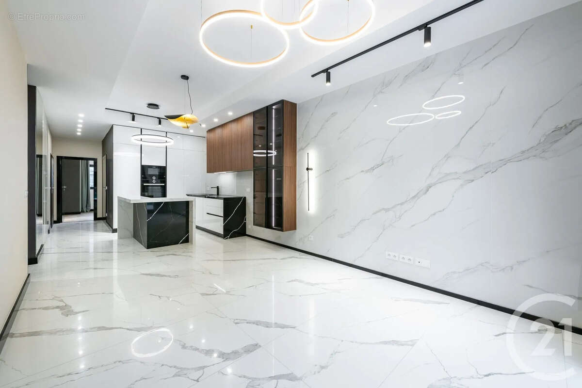 Appartement à SAINT-MAUR-DES-FOSSES