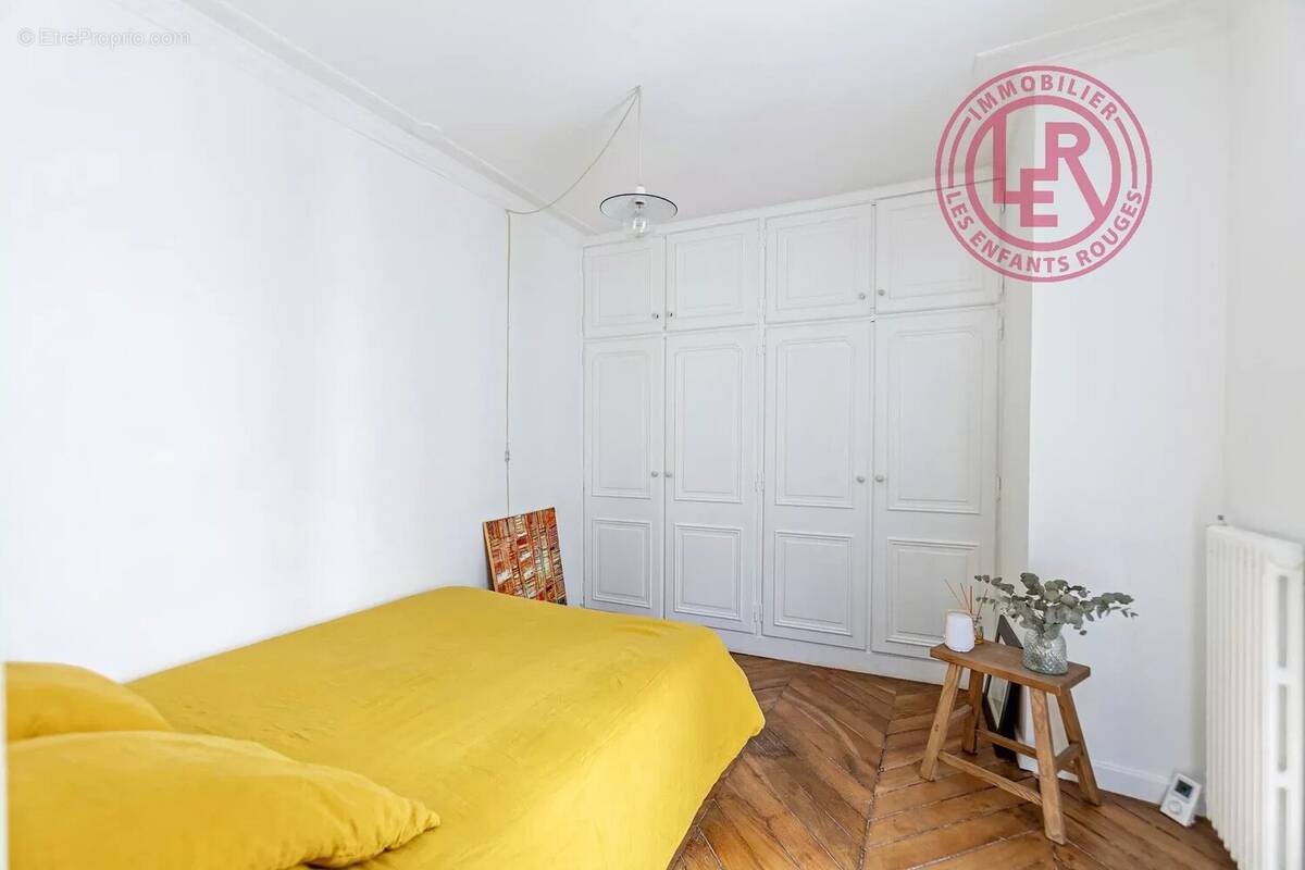 Appartement à PARIS-10E
