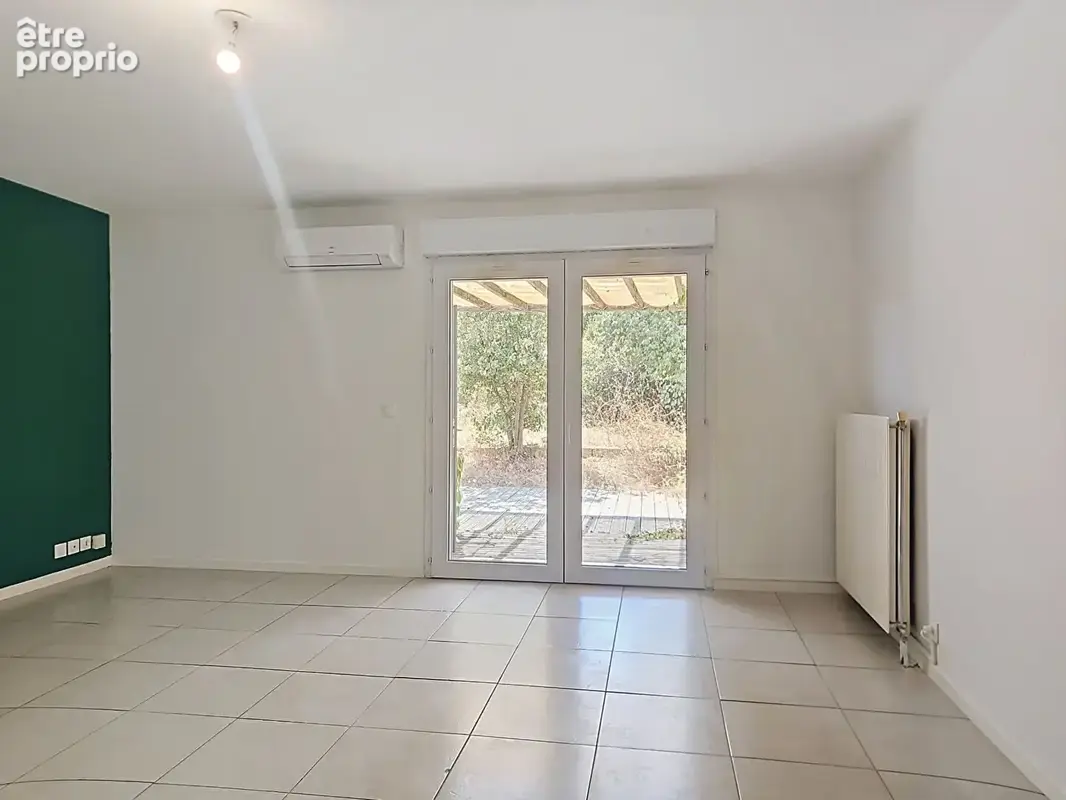 Appartement Nimes 3 pièce(s) 66.274 m2 - photo 2