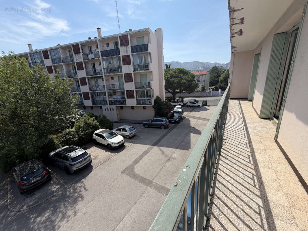 Appartement à MARSEILLE-11E