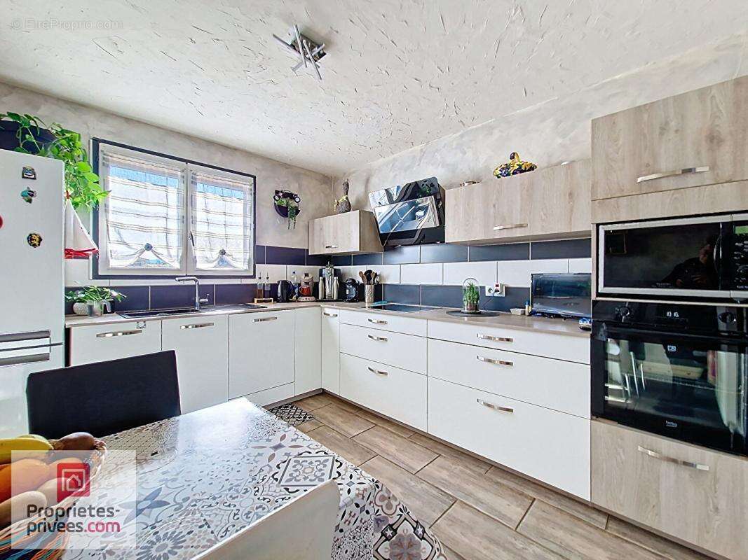 Maison à SAINT-ANDRE-LE-GAZ