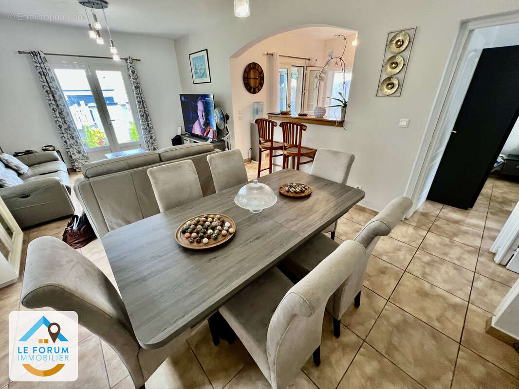 Saint pierre 97410 - villa f4 saine et fonctionnelle - beaux volumes - a etage - commodites a proximite - photo 7