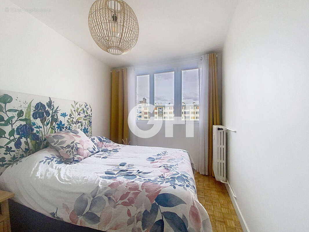 Appartement à PARIS-20E