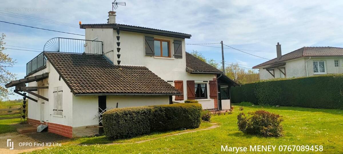 Maison à SAINTE-GENEVIEVE-DES-BOIS