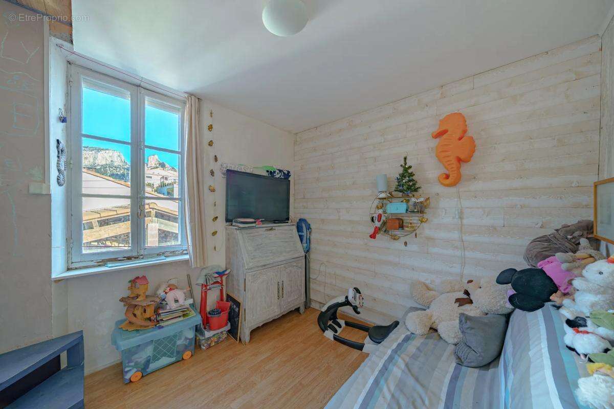 Maison à MARSEILLE-8E