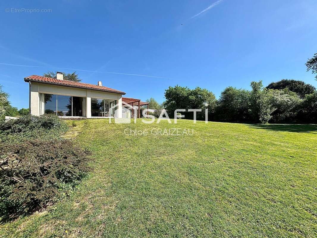 Photo 2 - Maison à BRESSUIRE