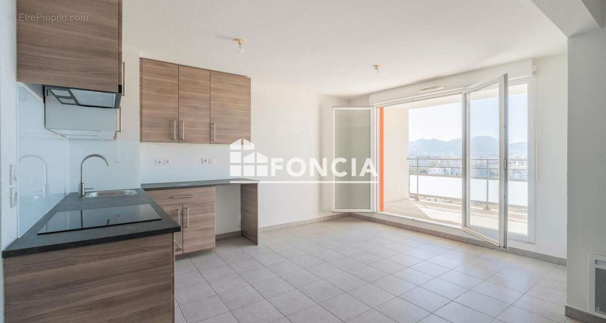 Appartement à MARSEILLE-10E