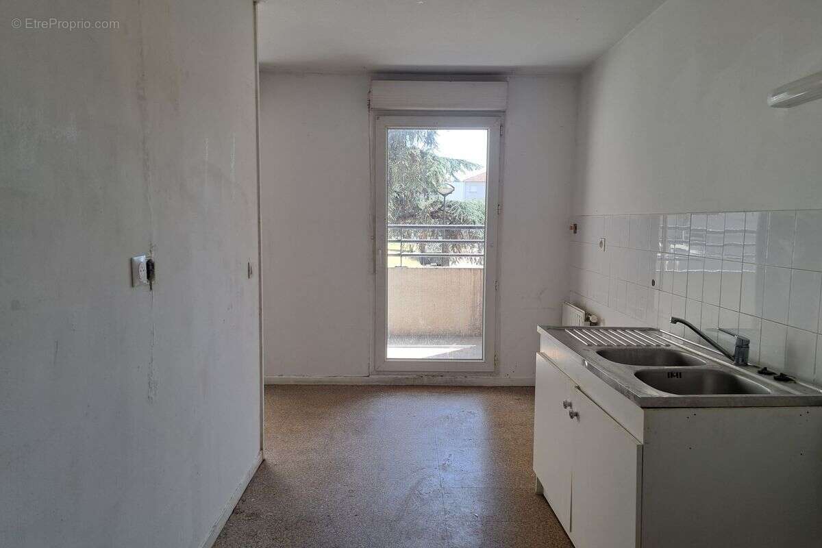 Appartement à MEYZIEU