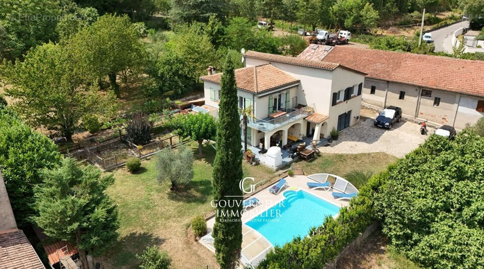 Maison à SUMENE