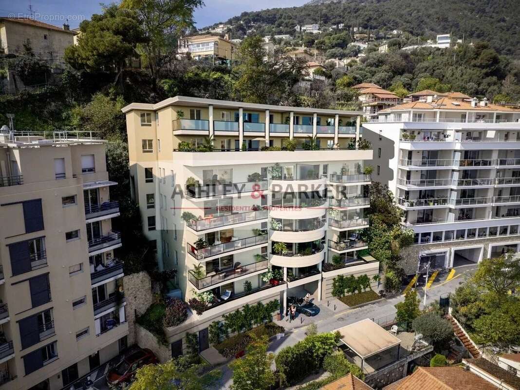 Appartement à BEAUSOLEIL
