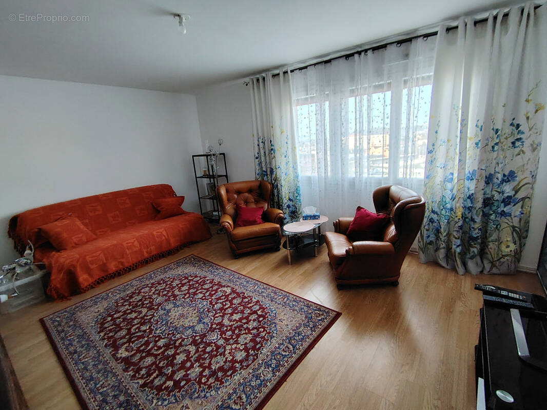 Appartement à SENS