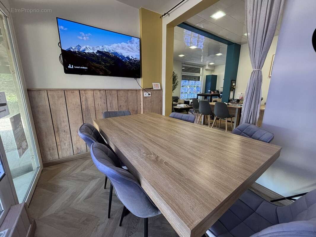 Commerce à SEIGNOSSE