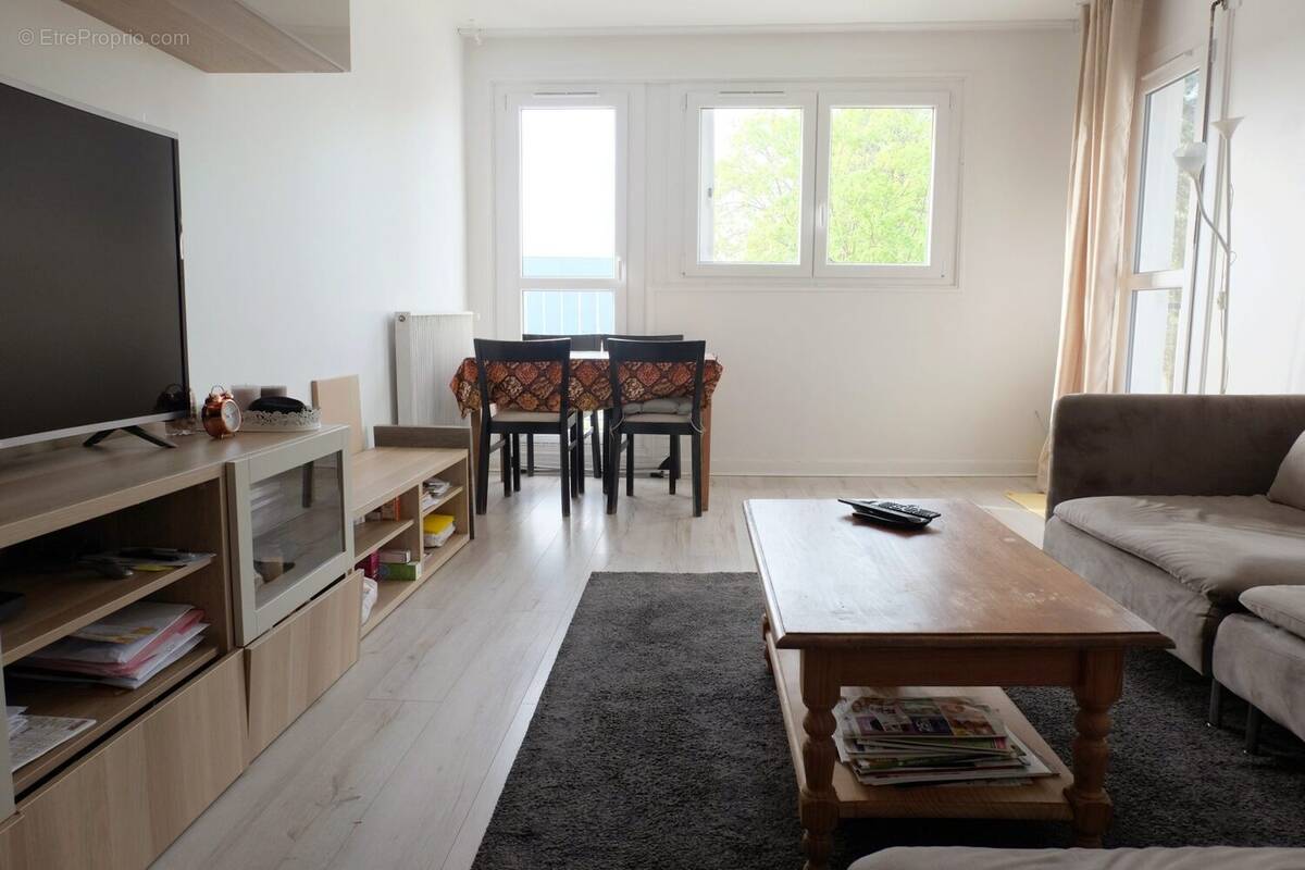 Appartement à PLAISIR