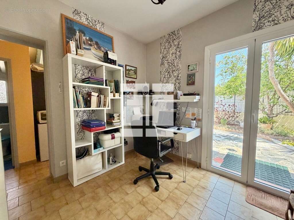 Maison de plain-pied avec vue exceptionnelle sur les domaines viticoles - photo 16
