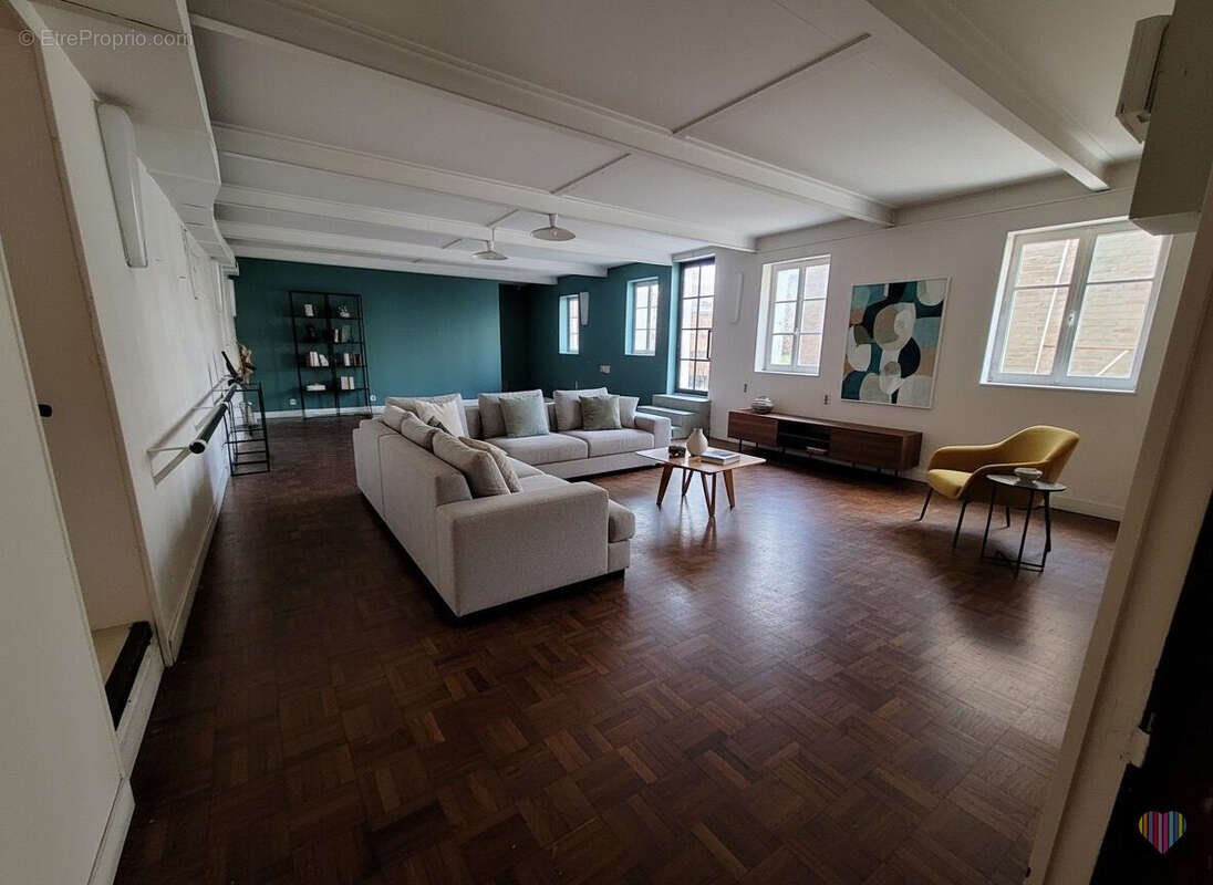 Rénovation faite par l'IA