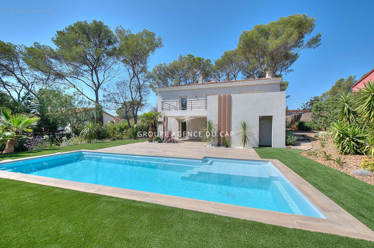 Maison à SAINT-RAPHAEL