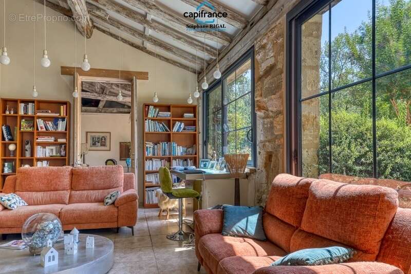 Propriete à vendre à Beaumontois en Périgord, Maison et gîte de 340m2 habitables sur 1,7ha avec piscine - photo 5