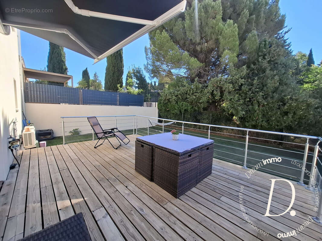 Maison 82 m² à Le Pouget  - photo 2