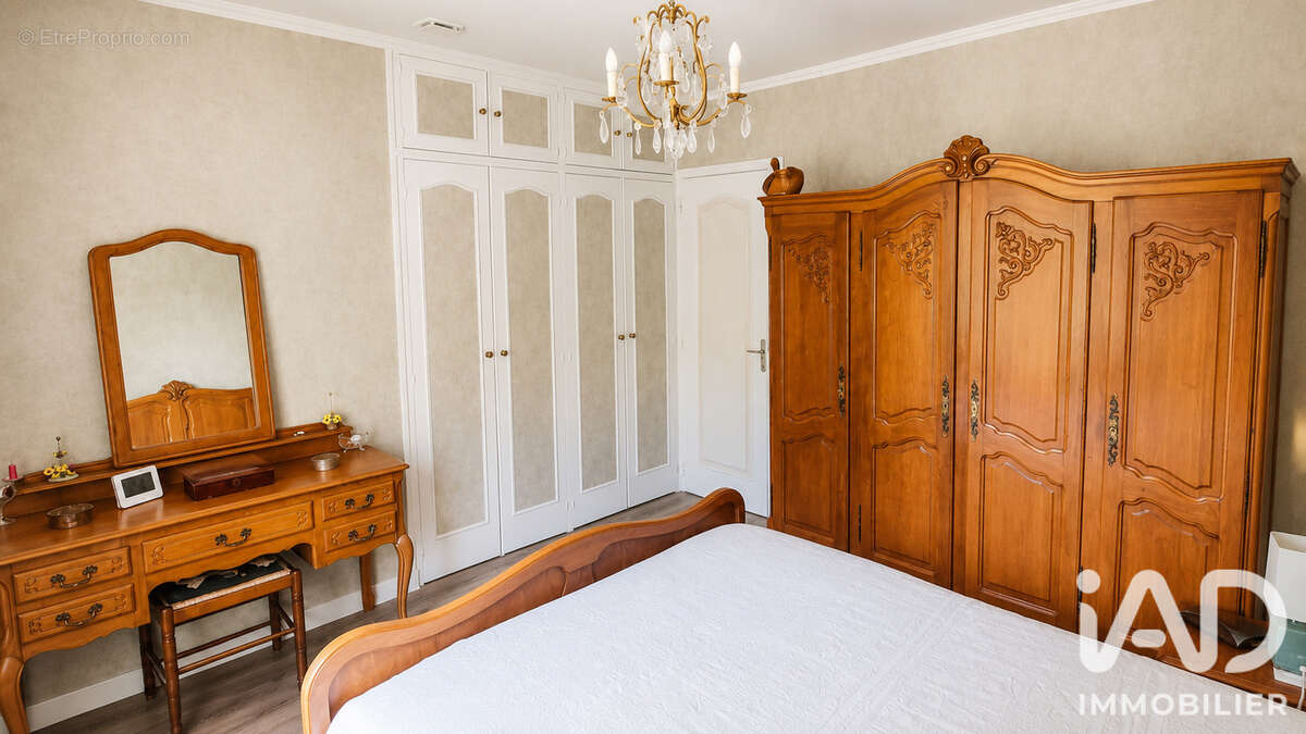 Maison 80 m² à Lons-Le-Saunier  - photo 7