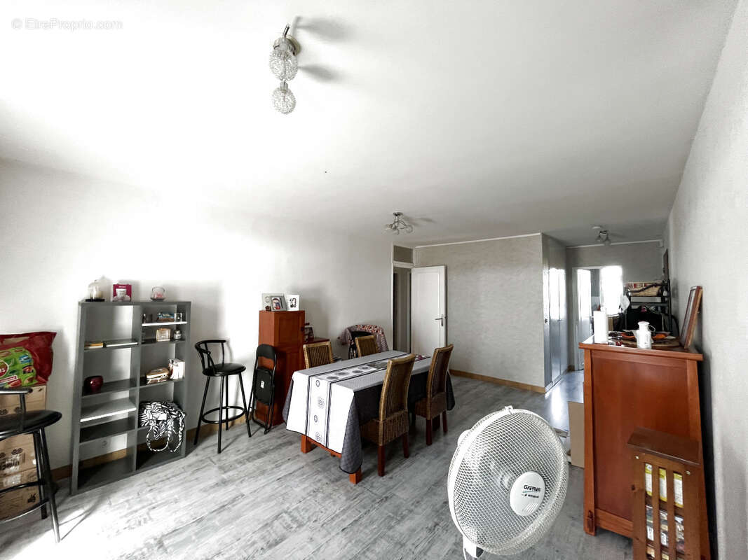 Appartement à SURVILLIERS