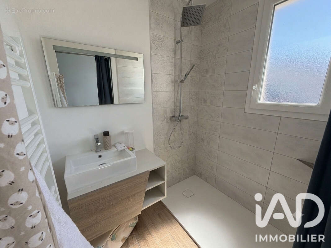 Maison 82 m² à Ferrieres  - photo 4