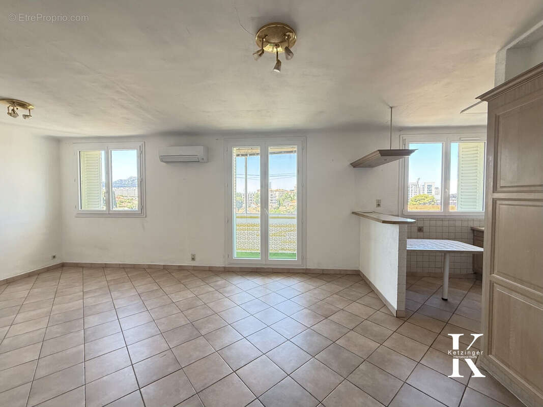 Appartement à MARSEILLE-9E