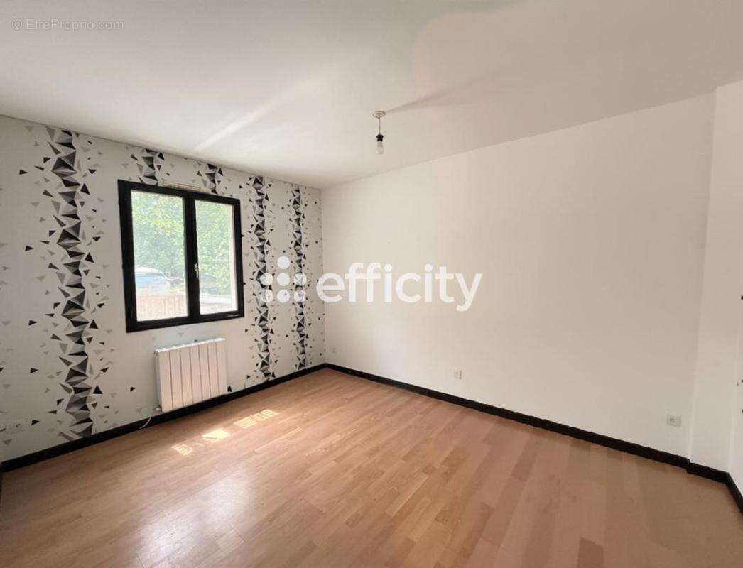 Maison 96 m² à Meulan  - photo 10
