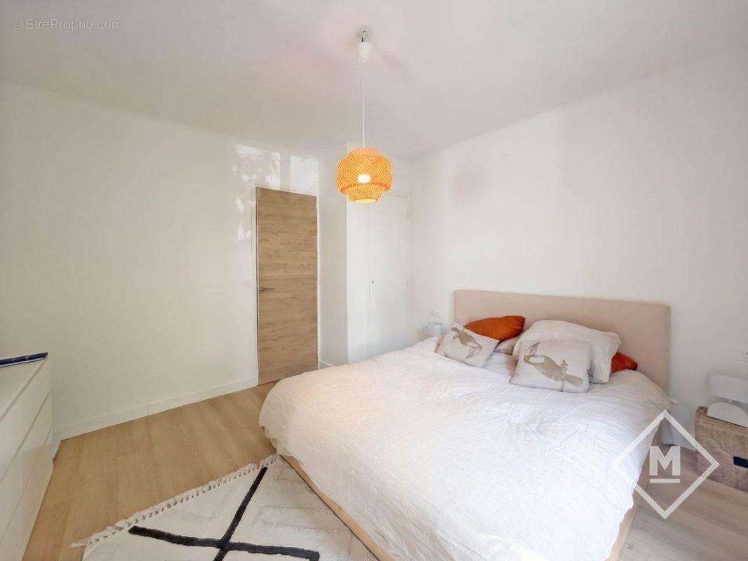 Appartement à MARSEILLE-9E