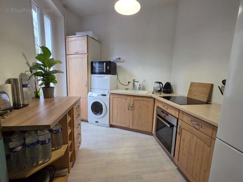 Appartement à SAINT-SORNIN-LEULAC