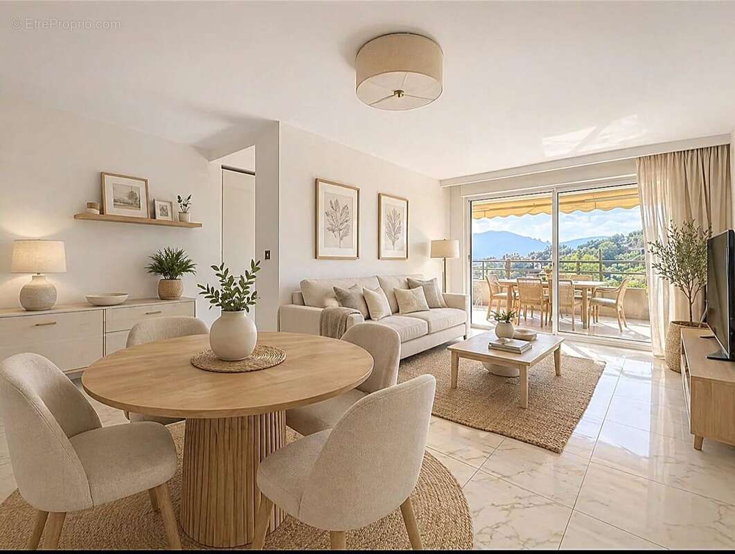 Appartement à MANDELIEU-LA-NAPOULE