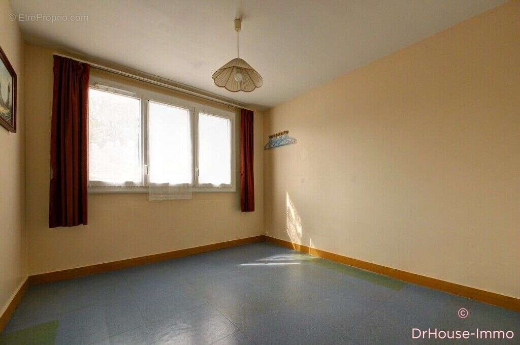 Appartement 77 m² à Troyes  - photo 6