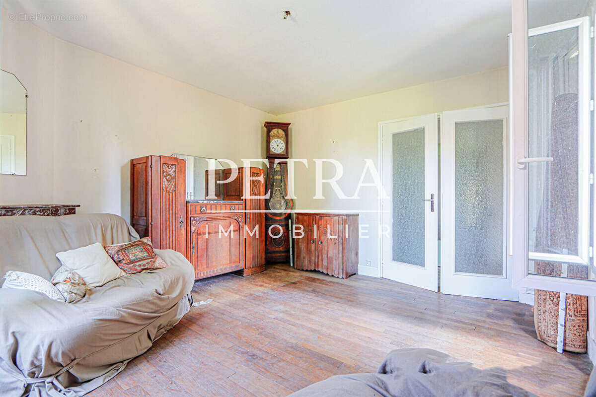 Maison à L&#039;HAY-LES-ROSES