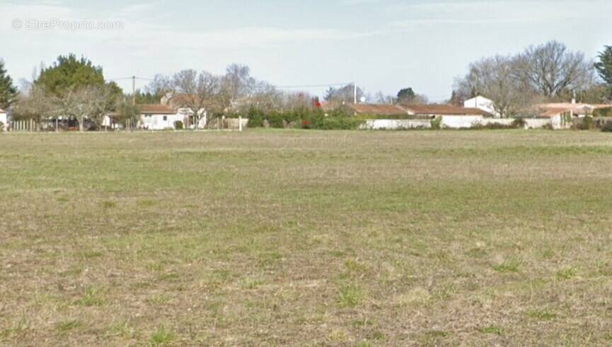 Terrain à LA ROCHELLE