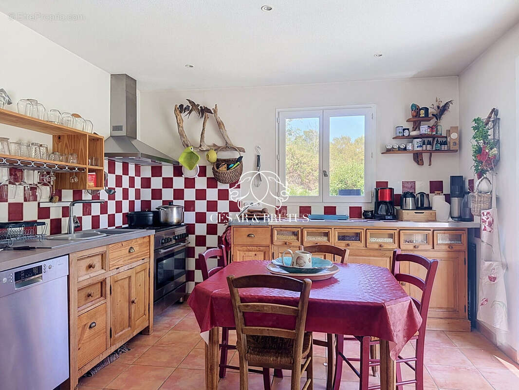 Maison 5 pièces 190 m² à vendre à Cordelle (42123) - photo 6