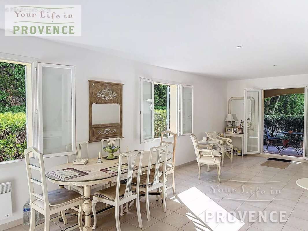Superbe Appartement au rez de chaussé avec grande terrasse - photo 6