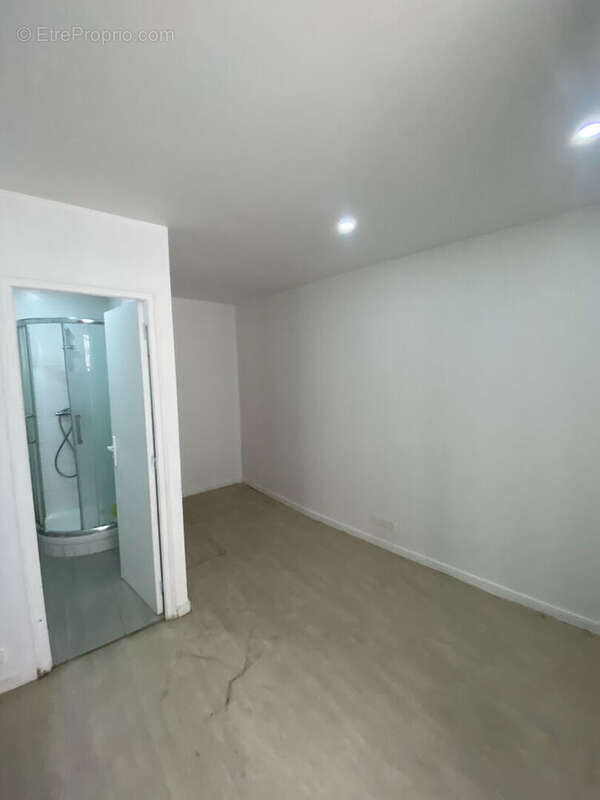 Appartement Paris 1 pièce(s) - photo 4