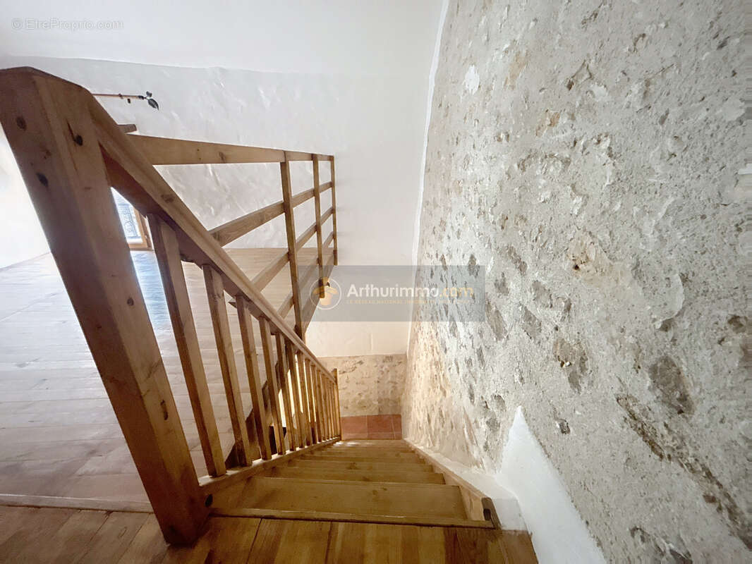 Maison à COULOMMIERS