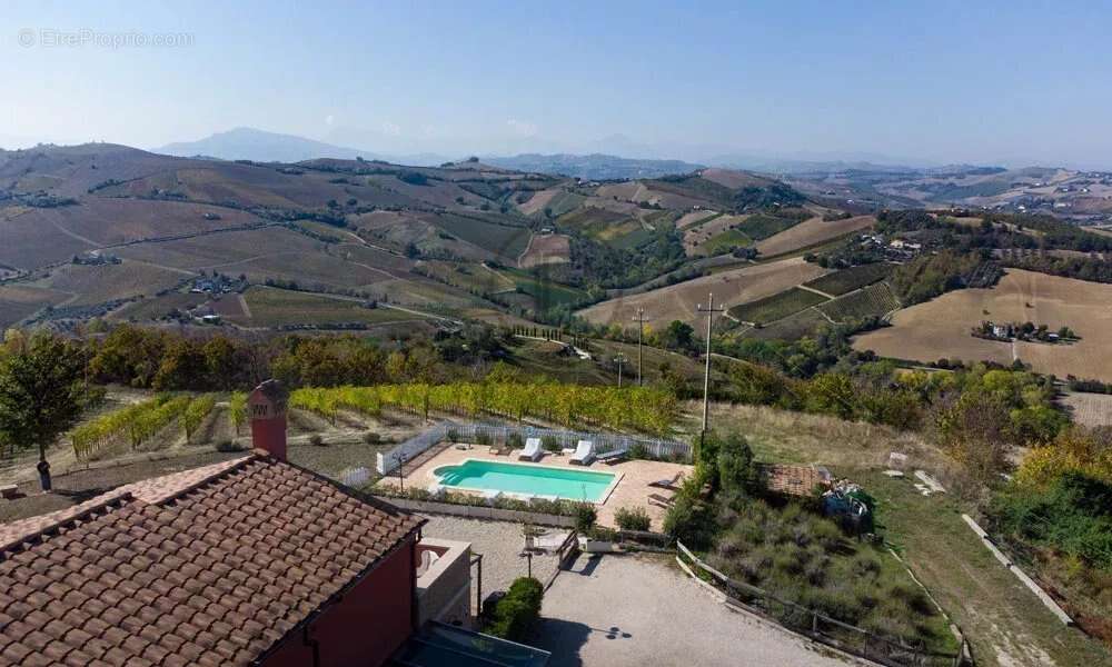 Maison à CLERMONT-FERRAND