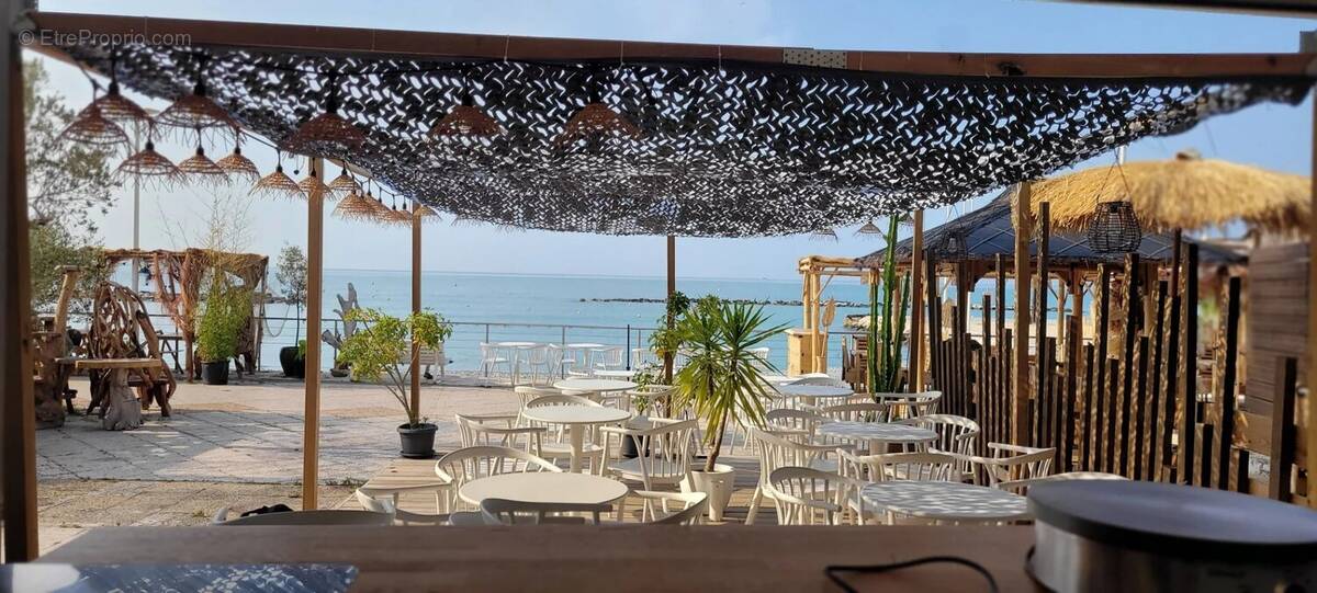 Commerce à SAINT-LAURENT-DU-VAR