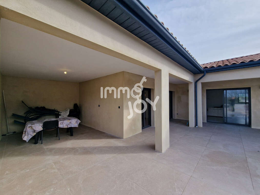 Maison à BARBAIRA
