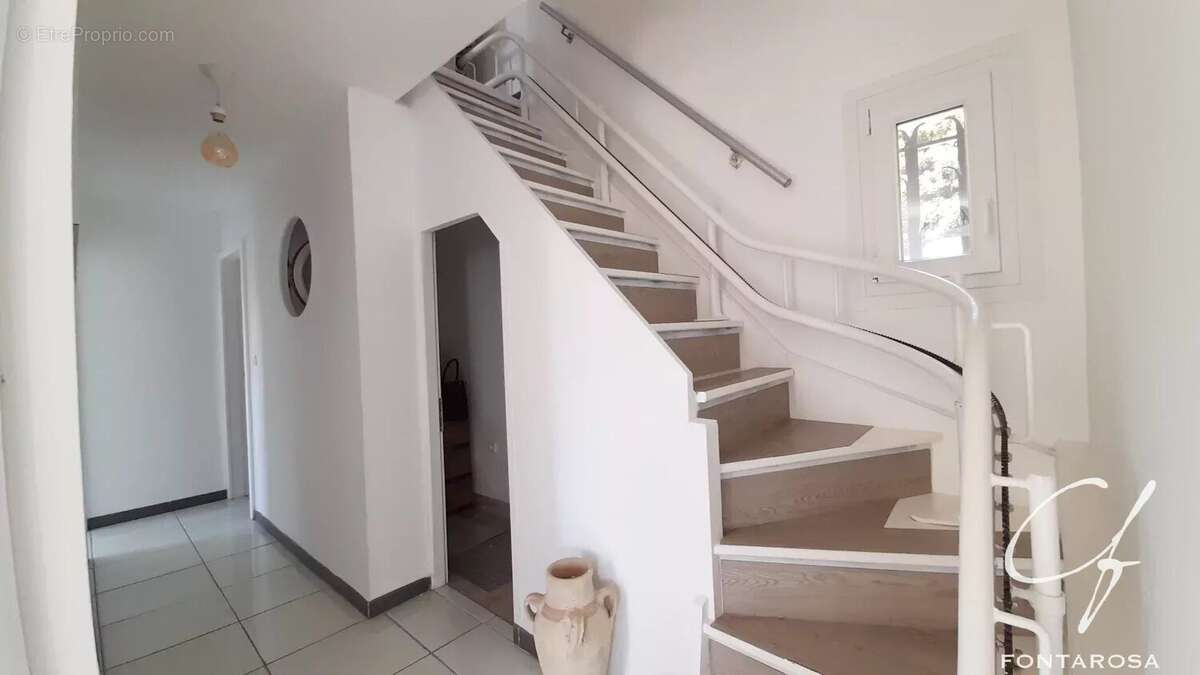 Maison à SAINTE-MAXIME