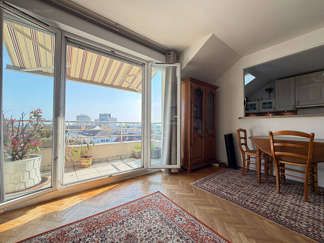 Appartement à VILLEJUIF
