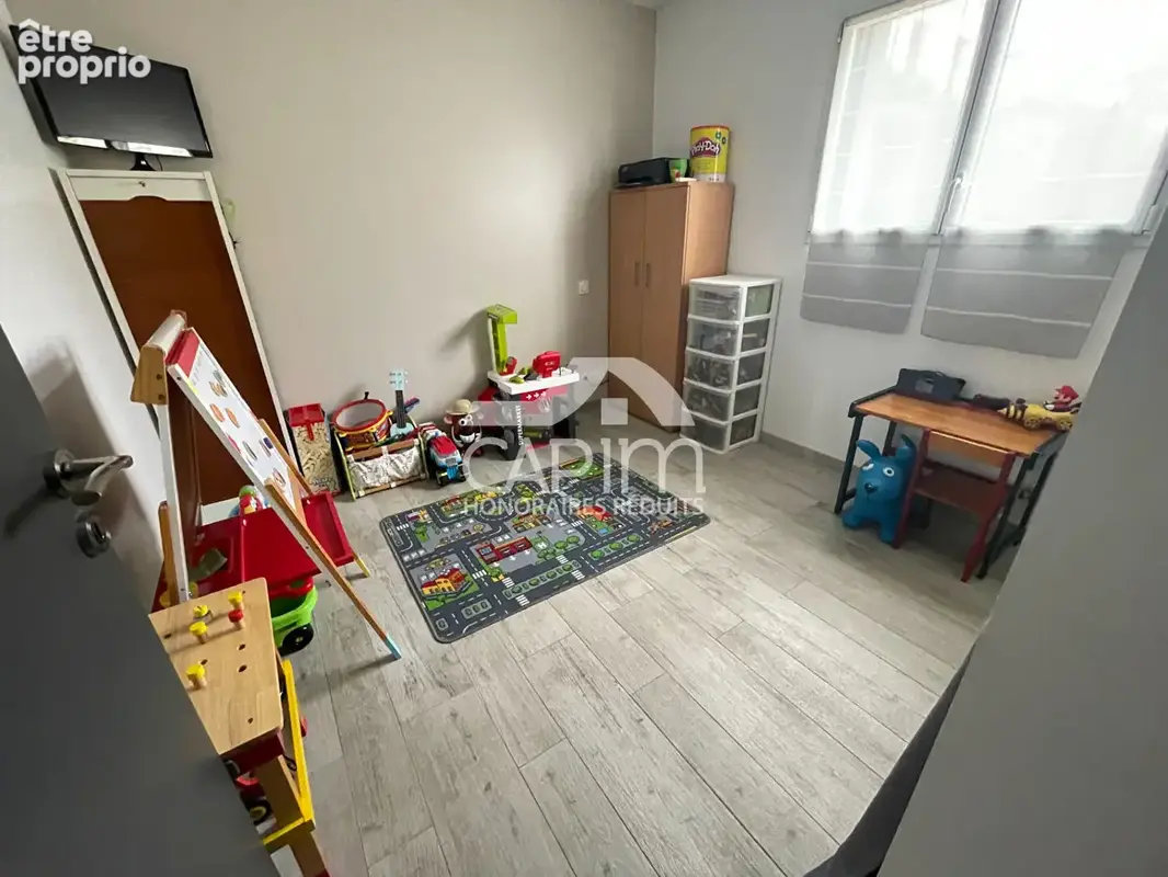 Maison Contemporaine Fougères 2015 Quartier Hopital- 5 chambres- 150m²-Terrain 505m² - photo 13