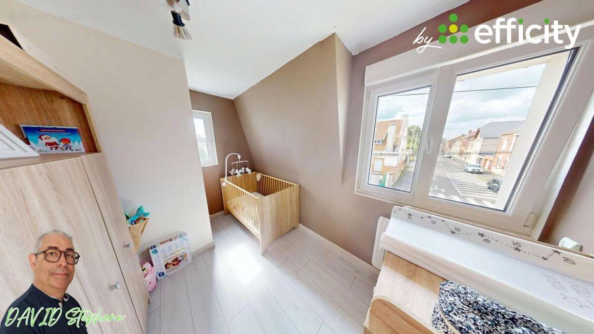 Maison 91 m² à Aulnoye-Aymeries  - photo 12