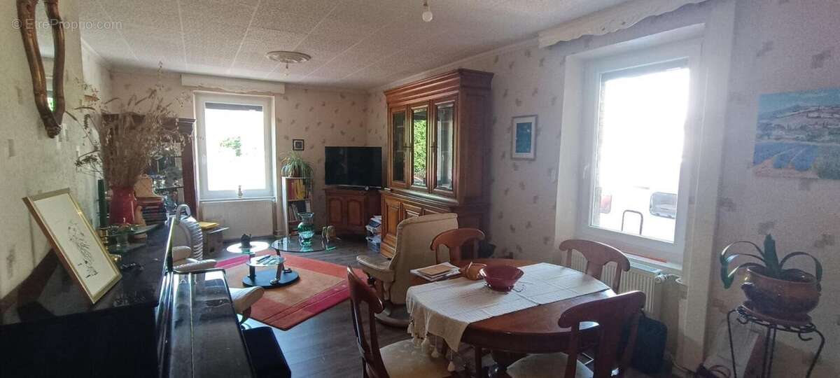 Maison à LUXEUIL-LES-BAINS