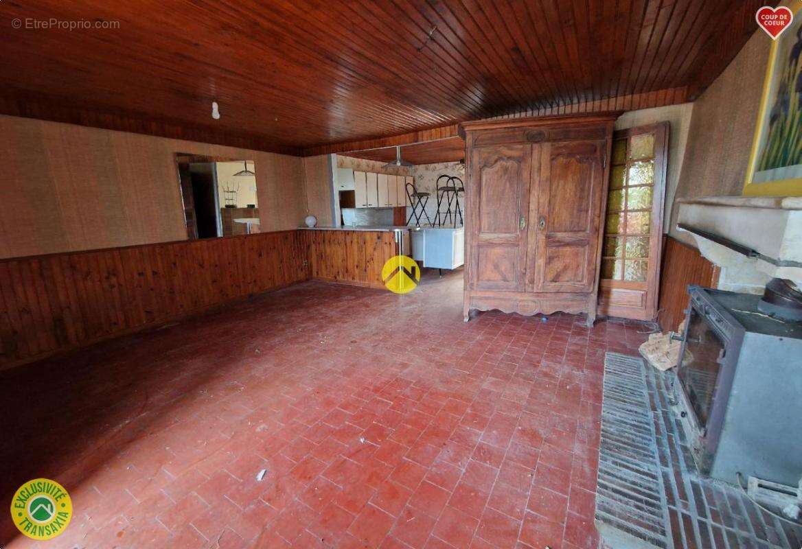 Maison à LA GUERCHE-SUR-L&#039;AUBOIS